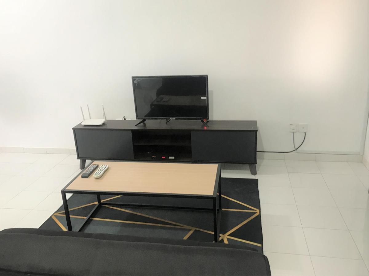 Oyo 90493 Jl Homestay Segamat Eksteriør bilde
