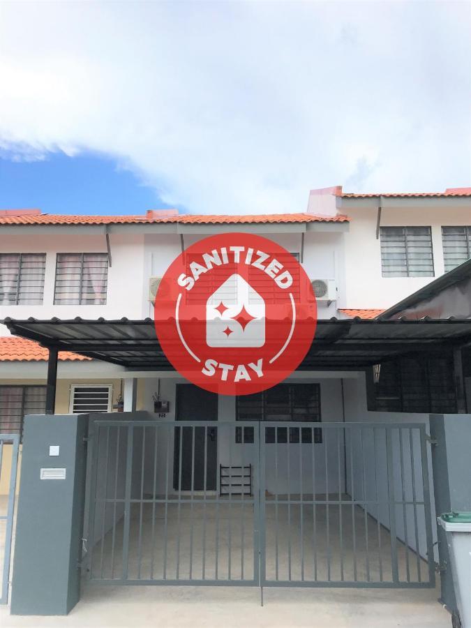 Oyo 90493 Jl Homestay Segamat Eksteriør bilde