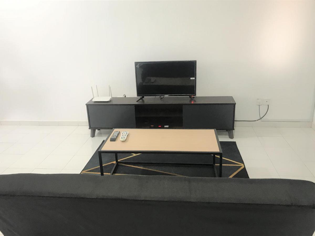 Oyo 90493 Jl Homestay Segamat Eksteriør bilde