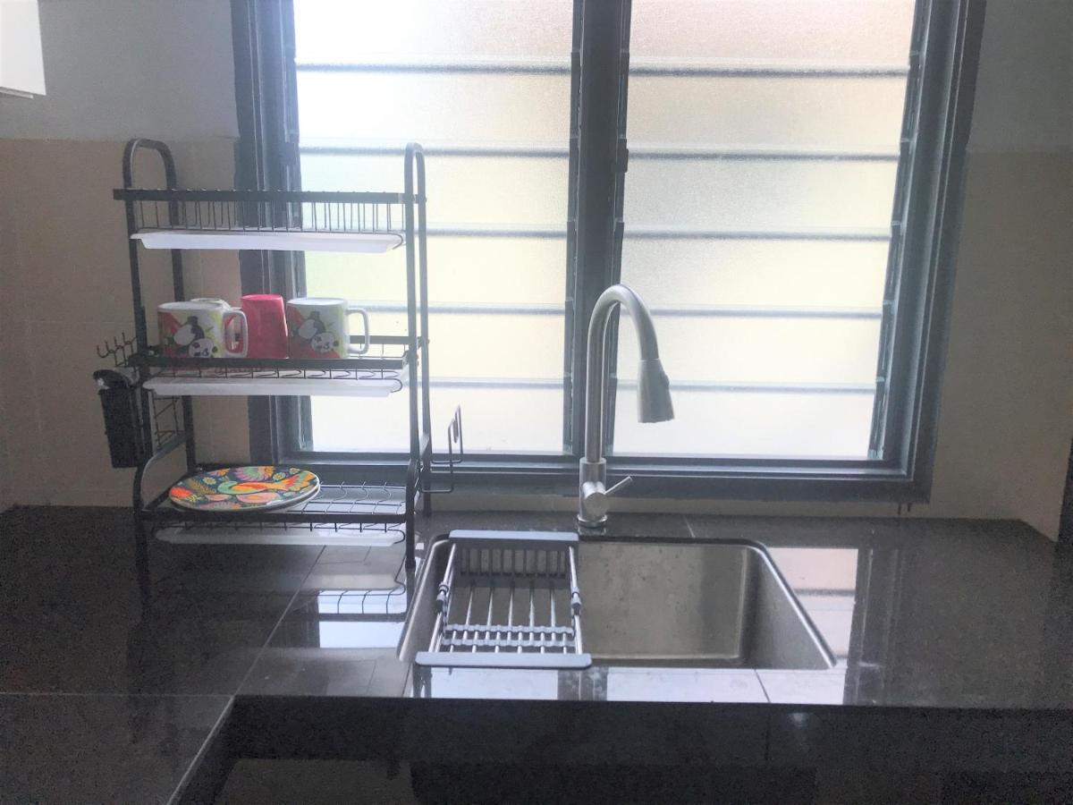 Oyo 90493 Jl Homestay Segamat Eksteriør bilde