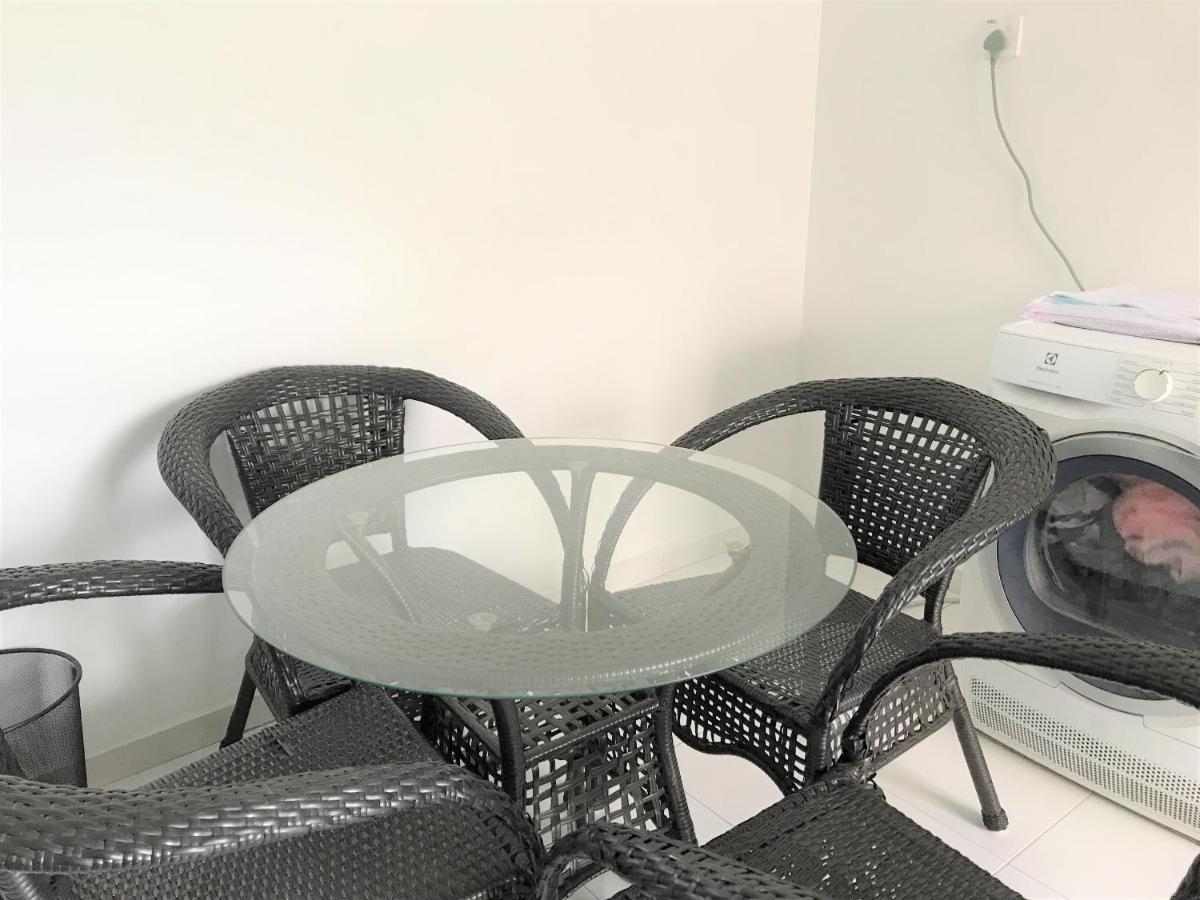 Oyo 90493 Jl Homestay Segamat Eksteriør bilde