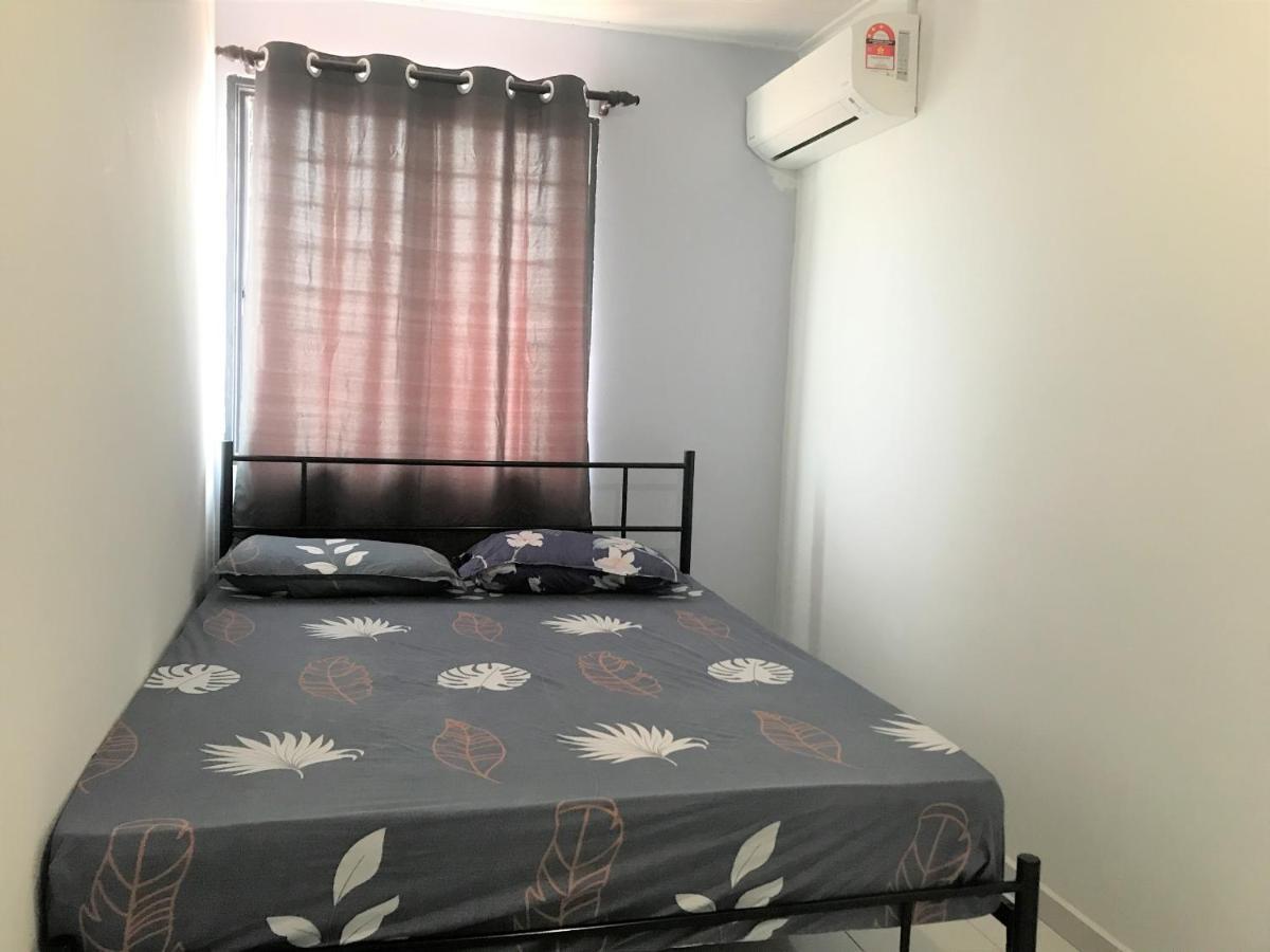Oyo 90493 Jl Homestay Segamat Eksteriør bilde
