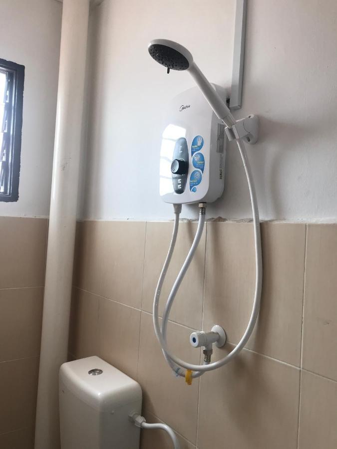 Oyo 90493 Jl Homestay Segamat Eksteriør bilde