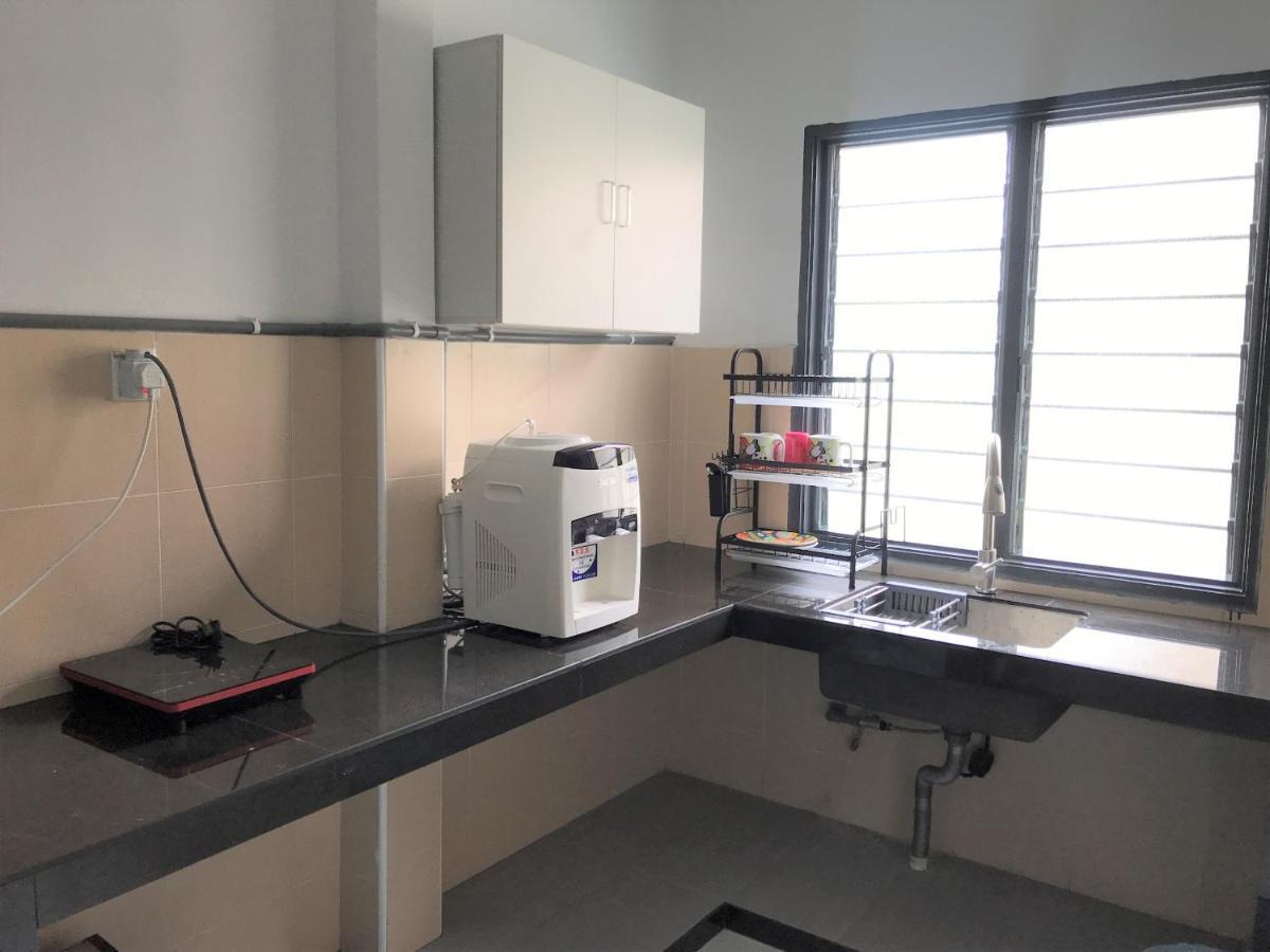 Oyo 90493 Jl Homestay Segamat Eksteriør bilde