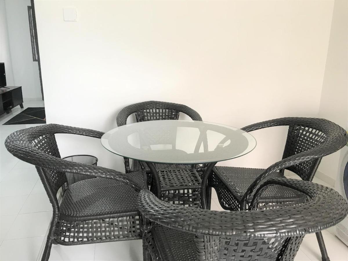 Oyo 90493 Jl Homestay Segamat Eksteriør bilde