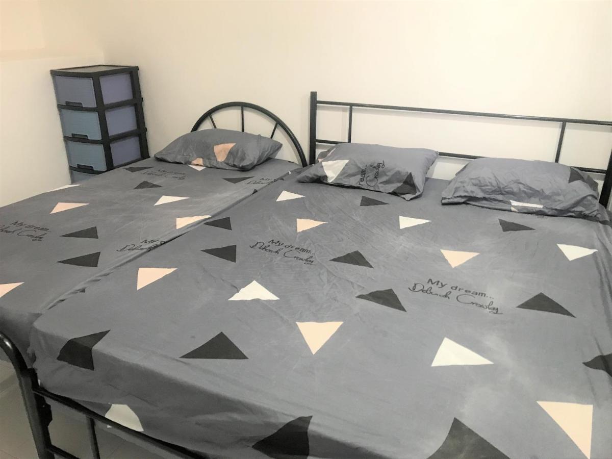Oyo 90493 Jl Homestay Segamat Eksteriør bilde